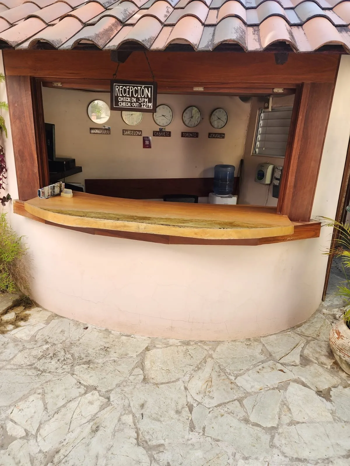 Große Mehrfamilienimmobilie wenige Schritte vom Strand in Cabarete – USD $999.000, Hauptfoto