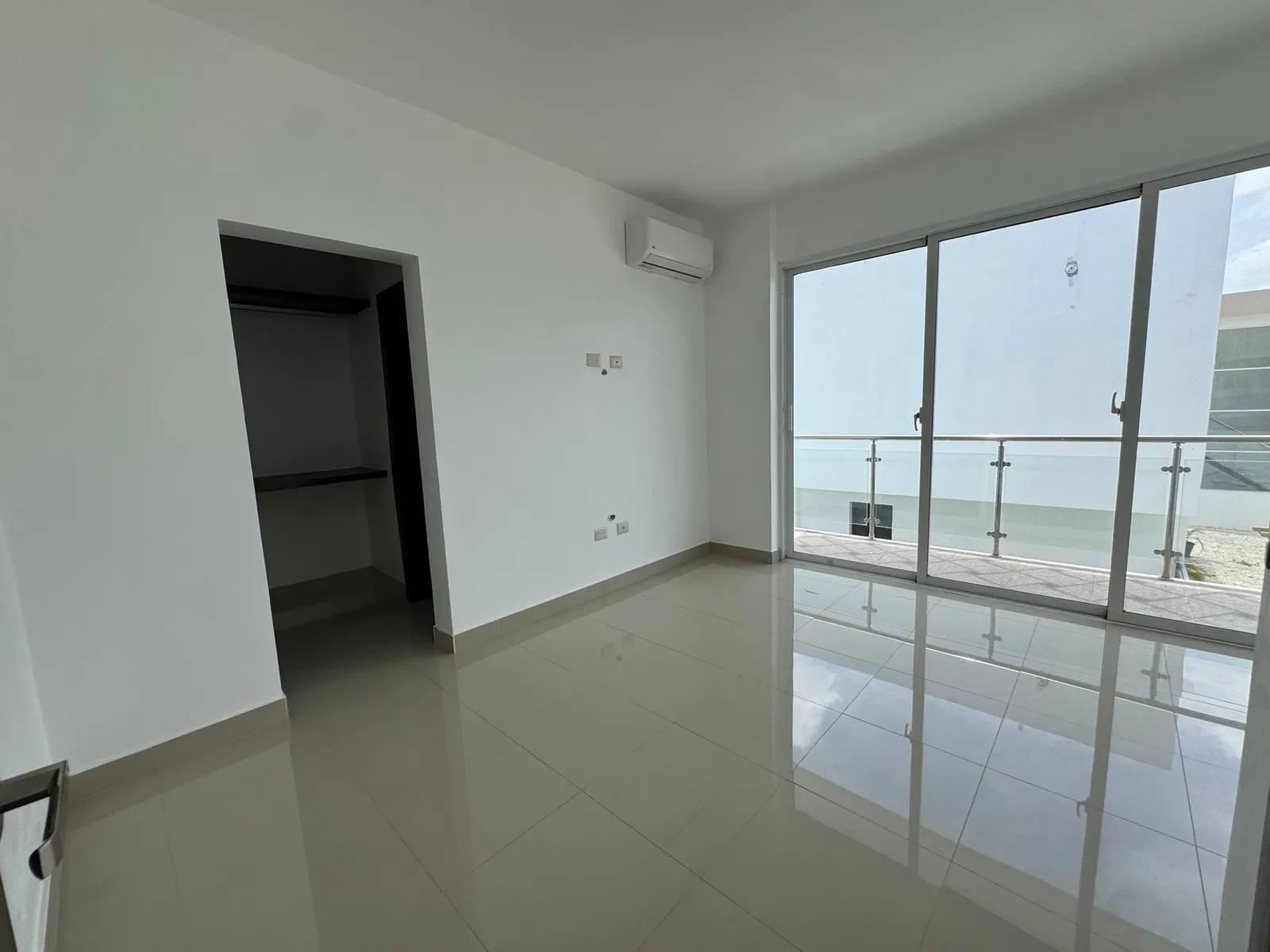 Moderna Casa de 2 Hab con Piscina | La Romana, foto 10