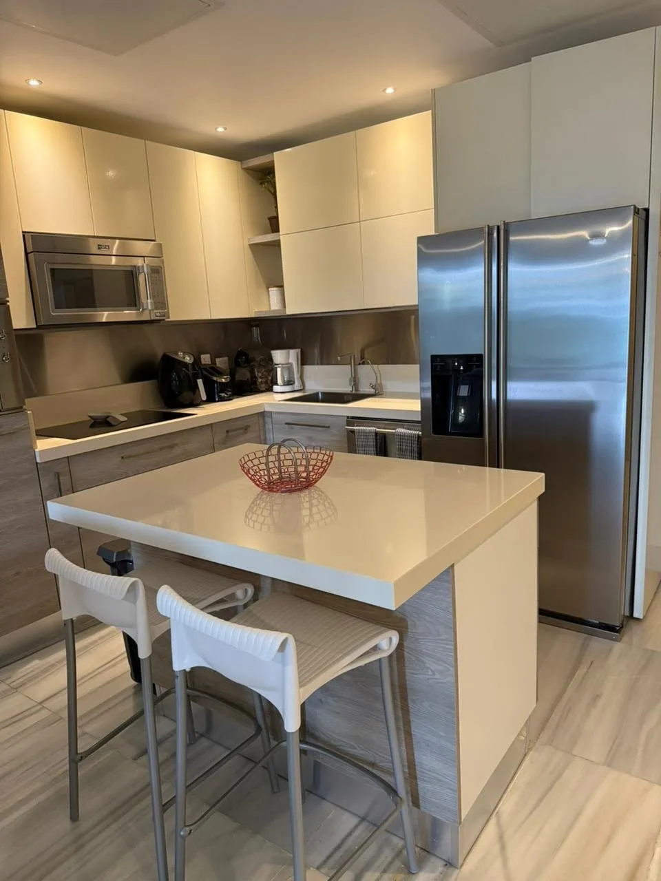 Furnished Apartment, Oceanfront, Seawinds, photo 5