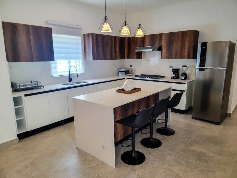 Maison neuve entièrement meublée !, USD$ 279,000