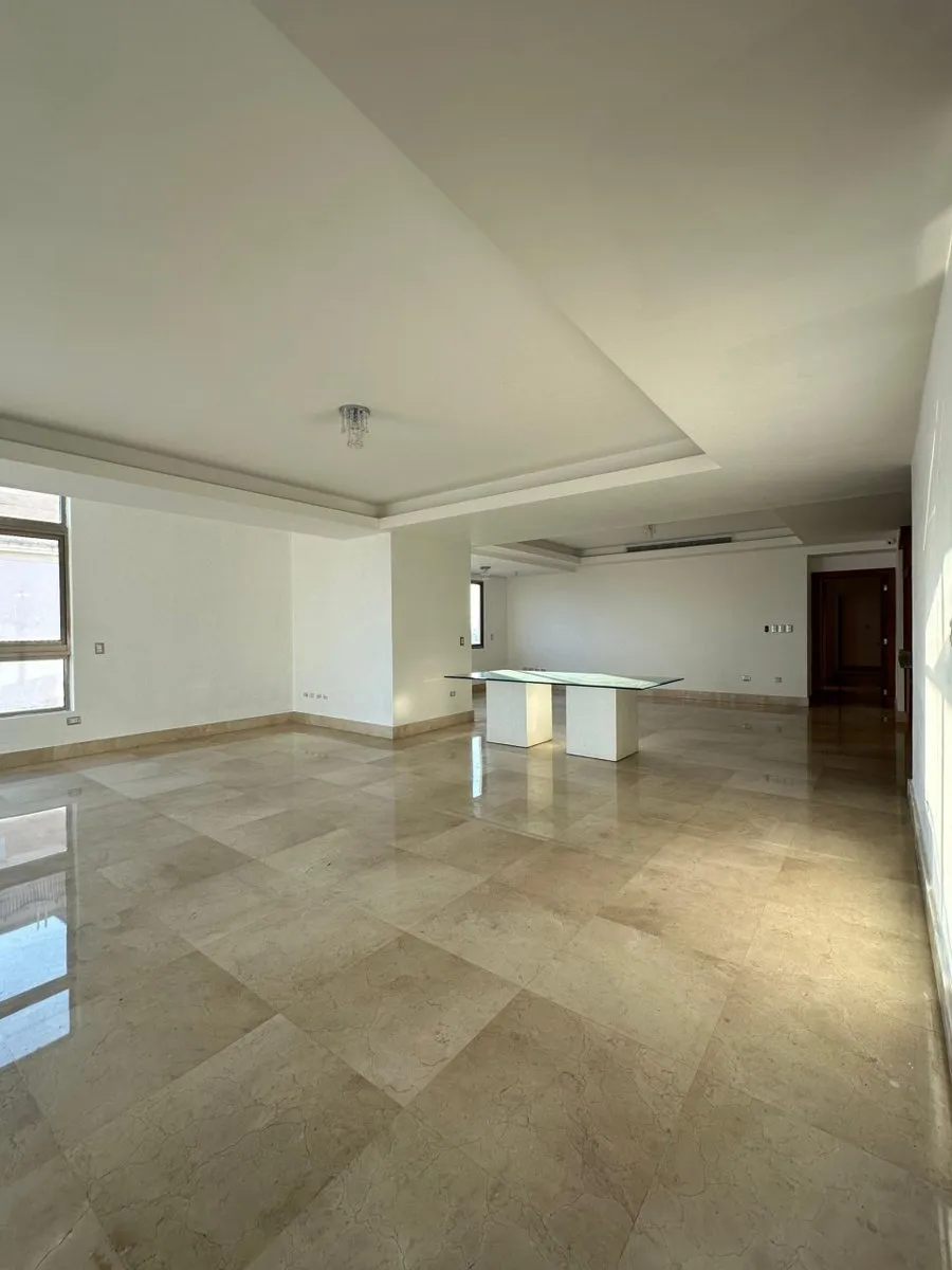 Luxury 3-Bedroom Apartment in Los Cacicazgos, photo 2