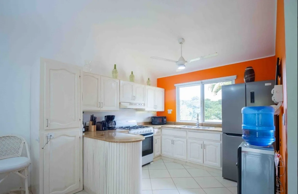 Villa mit privatem Pool und unabhängigem Studio in exklusiver geschlossener Wohnanlage, Foto 4