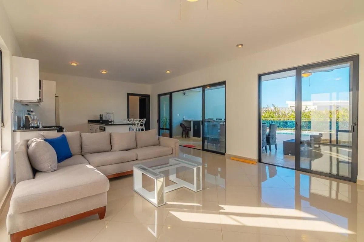 Contemporary 4-Bedroom Oasis in Casa Linda, photo 8