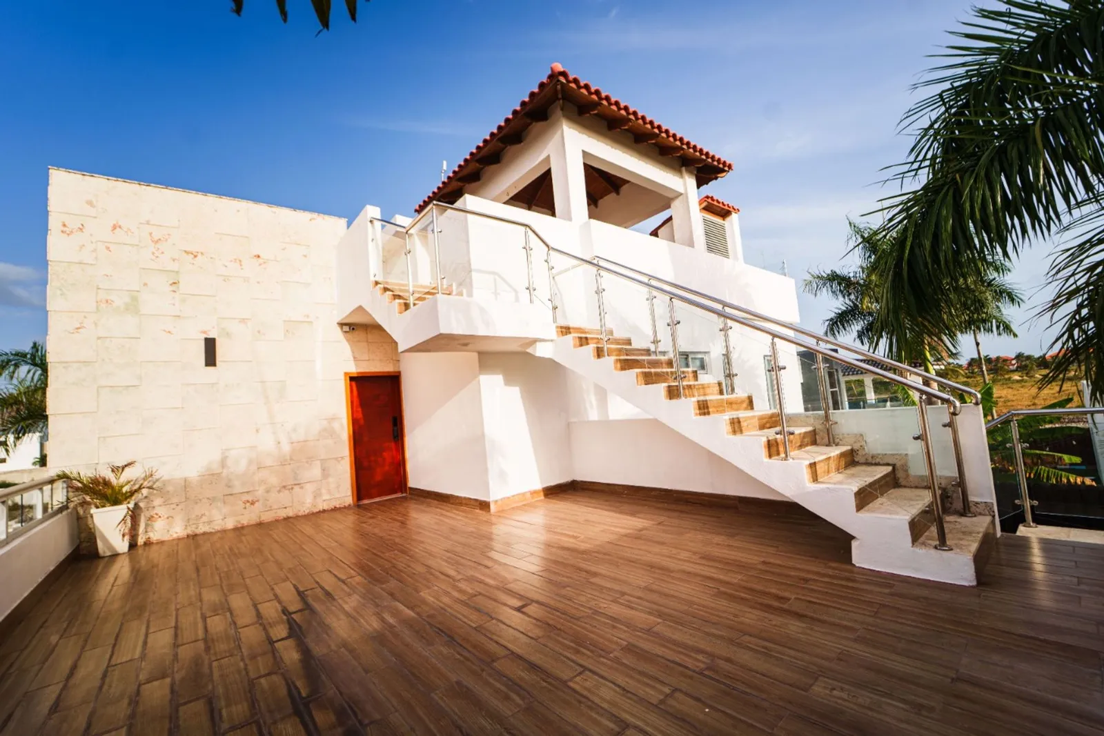 Villa con Piscina y Jacuzzi en Venta en La Romana, foto 12