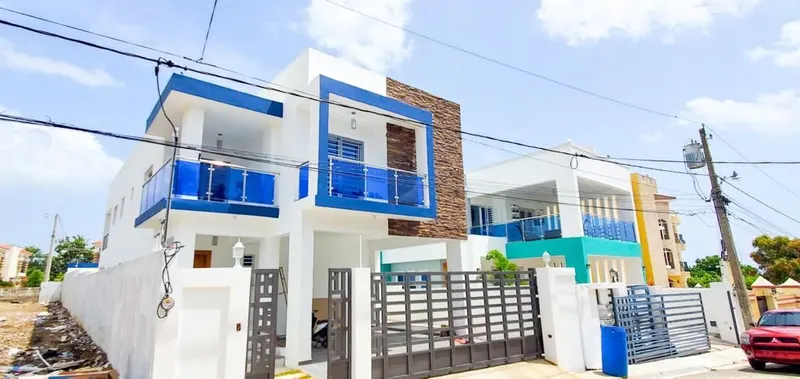 Maison de 4 chambres, USD$ 290,000