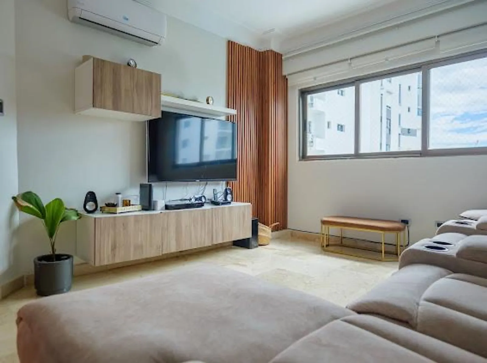 Spacious Apartment in Naco with Pool, photo 3