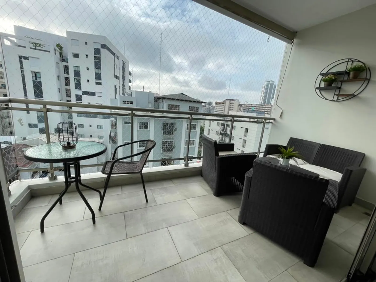 APARTAMENTO AMUEBLADO EN VENTA 2 HAB. NACO, foto 2