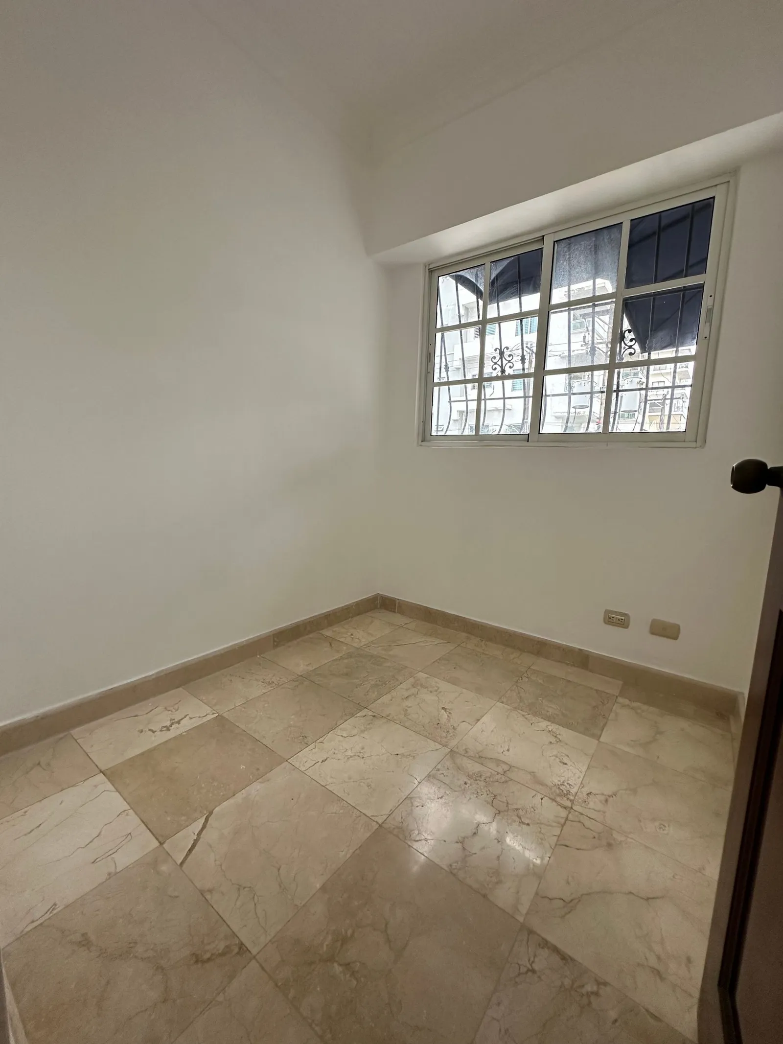 APPARTEMENT EN VENTE 3 CHAMBRES À NACO, photo 6