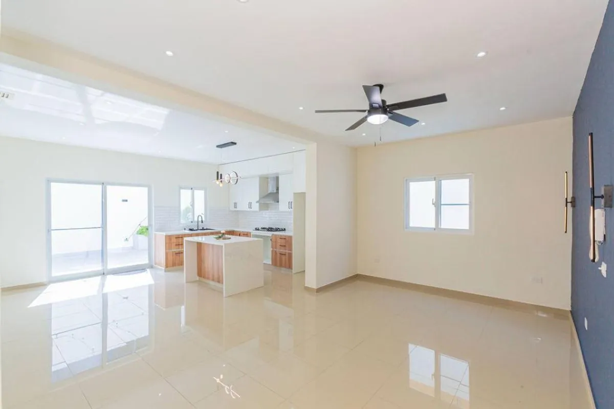 STUNNING MODERN VILLA, photo 3