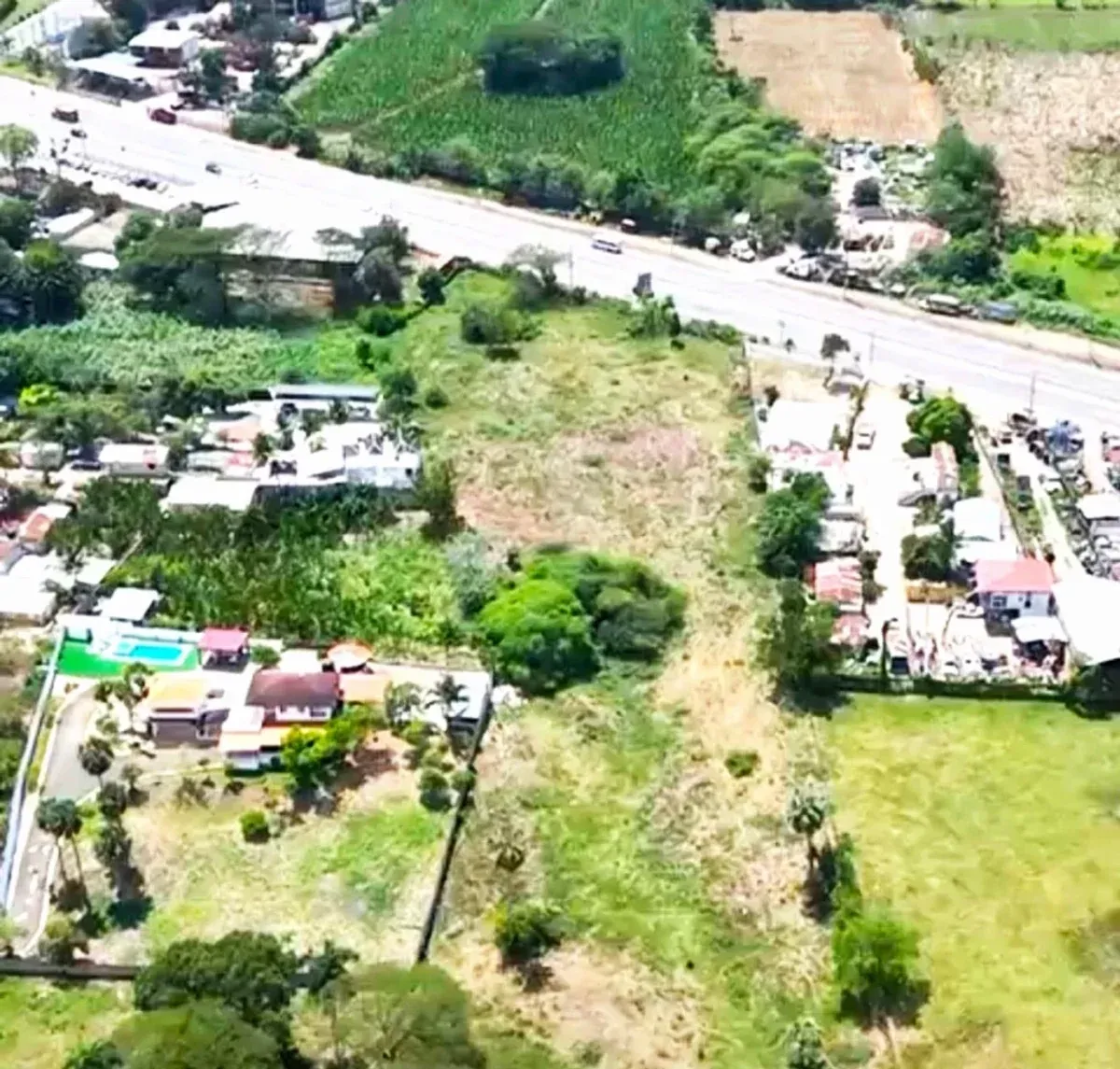 Terrain en Vente de 38.5 Tareas à Santiago RD, photo 3