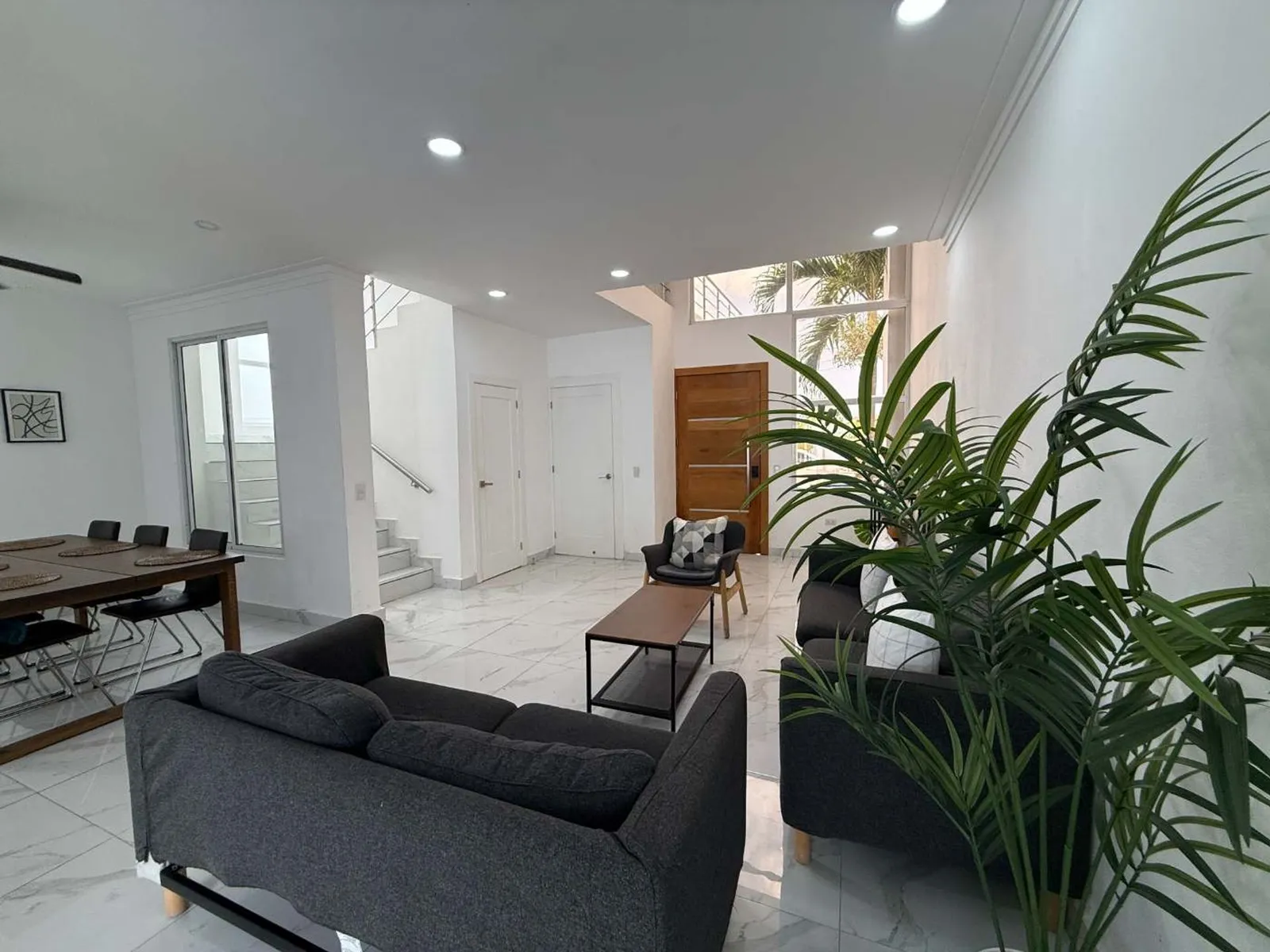 Casa amueblada con piscina en la Romana, foto 5