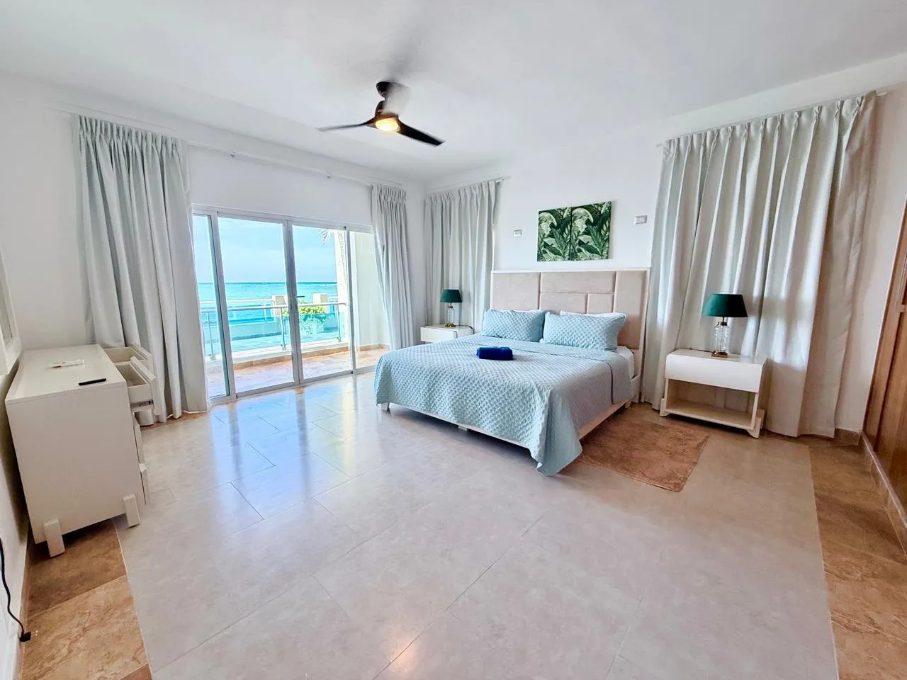OCEANFRONT APARTMENT IN THE HEART OF CABARETE, Hauptfoto
