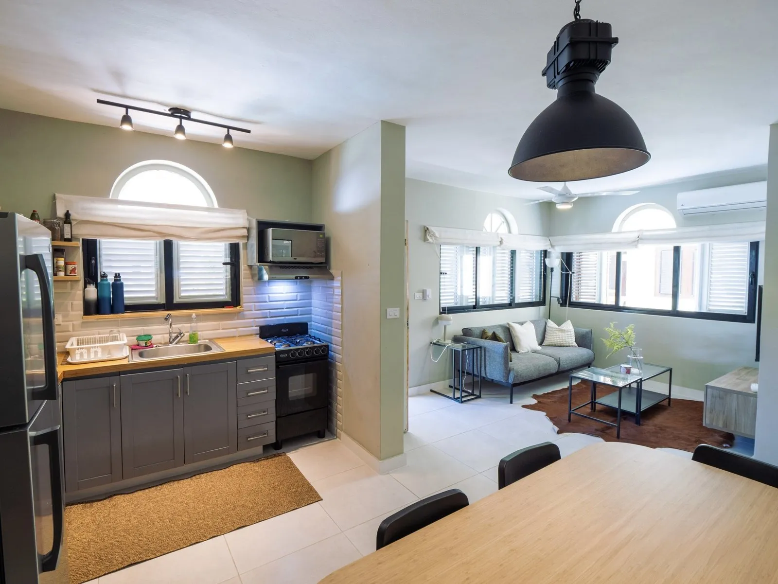 Apartamento de 2 Habitaciones Listo para Rentar en Playa Encuentro — Con Ingresos Airbnb Comprobados, foto principal