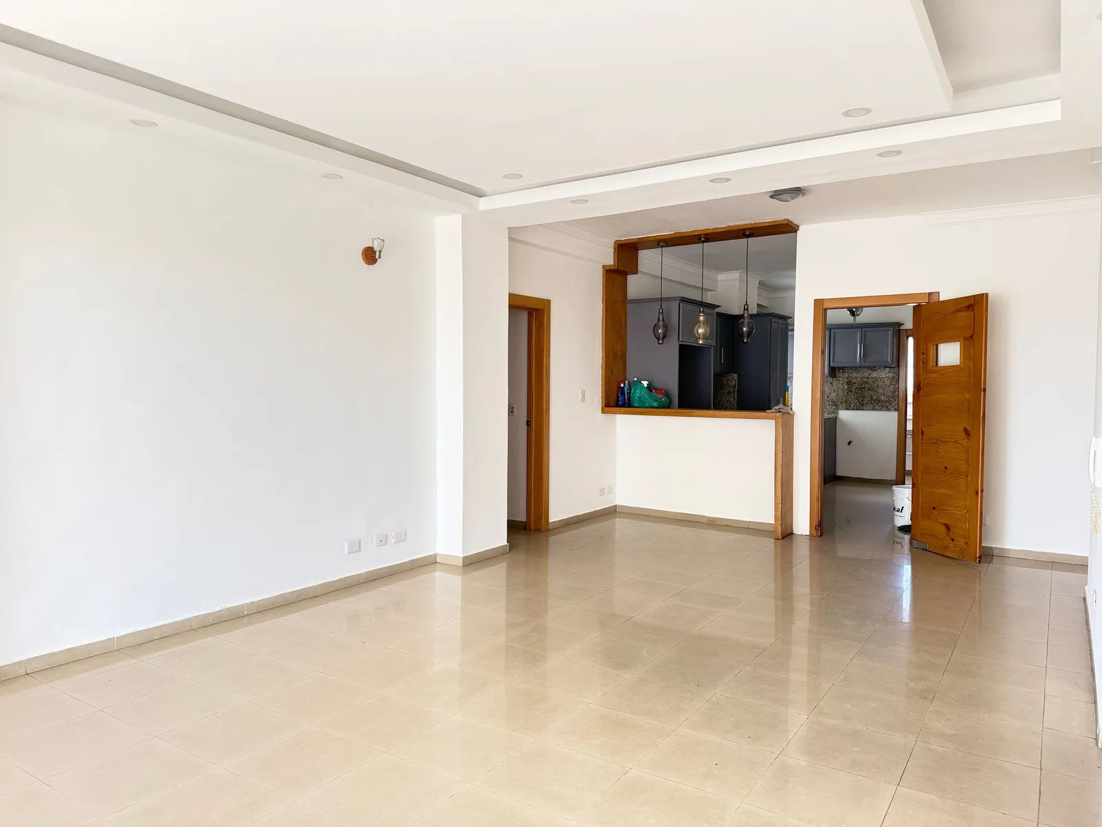Appartement en Tour, Romana del Oeste, photo 4