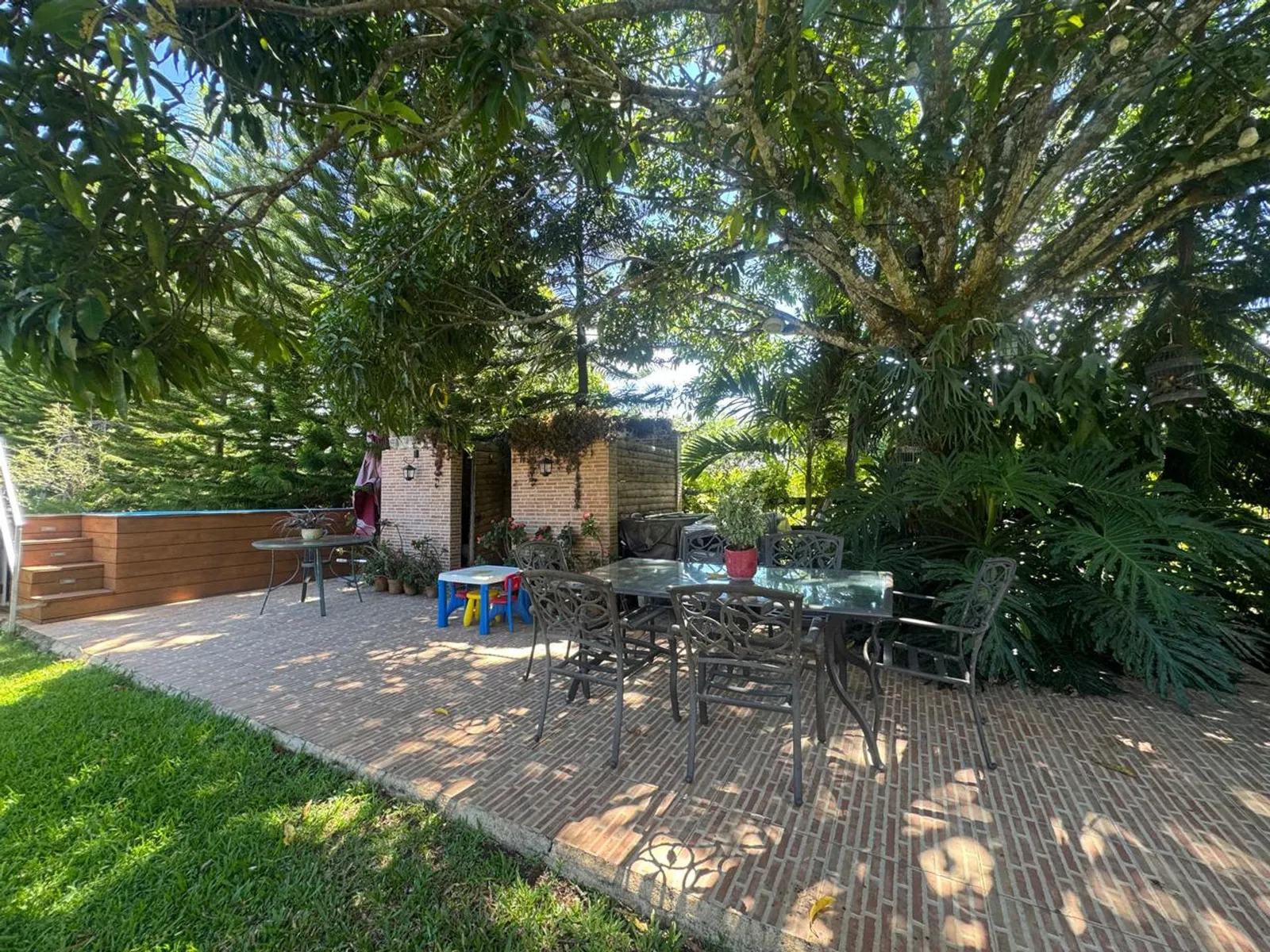 Villa with 2,000 m2 lot for sale, photo 7