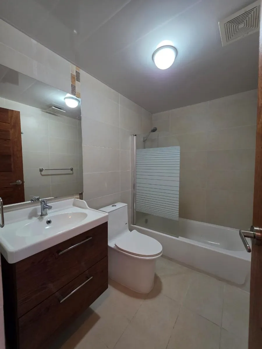 Verkauf und Vermietung | 2 Schlafzimmer | Weiße Waren, Foto 11