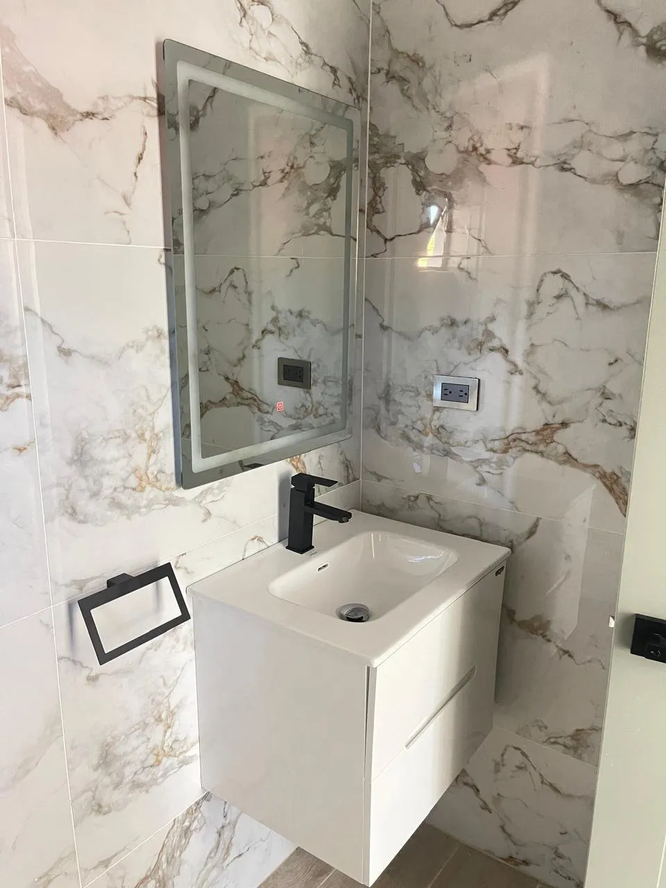 Lujosa Villa de 3 habitaciones en Perla Marina, foto 3
