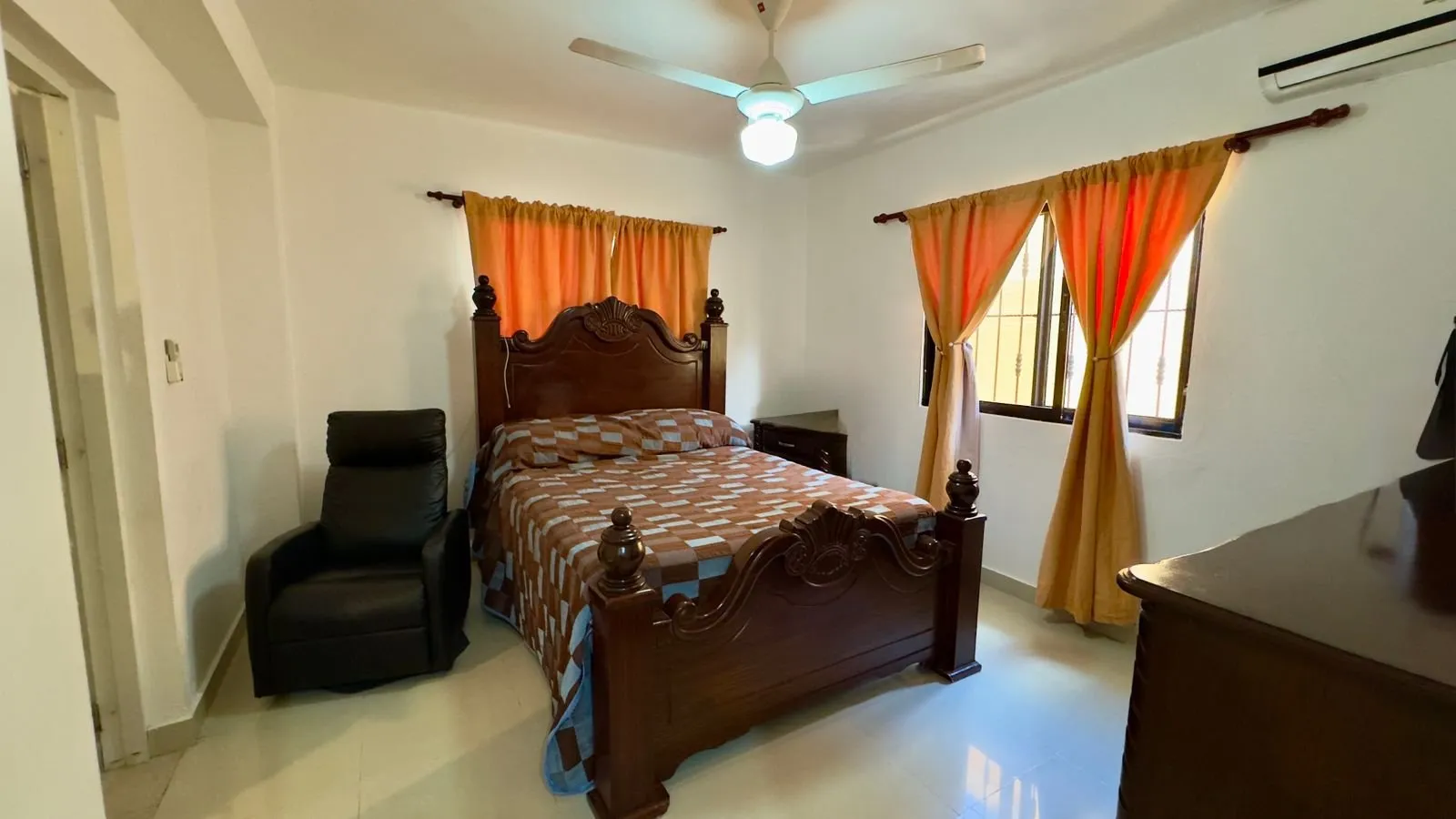 Apartment for Sale – 3 Bedrooms + Den, photo 13