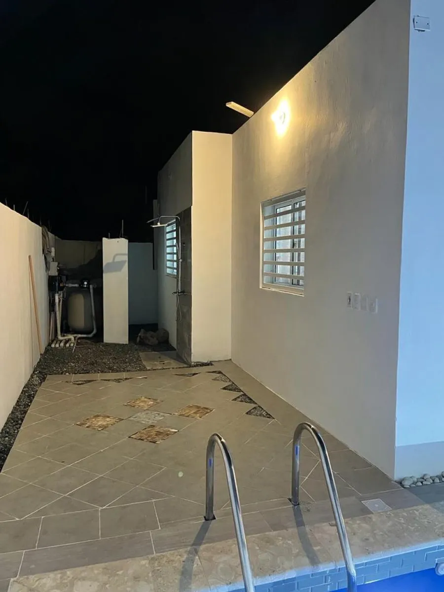 Casa en Caleta, La Romana 3 hab, piscina, foto 8