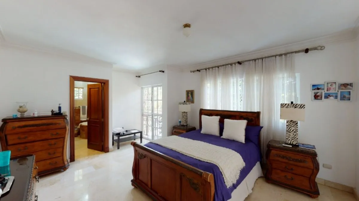 Luxury House in Los Cacicazgos, Santo Domingo, photo 10