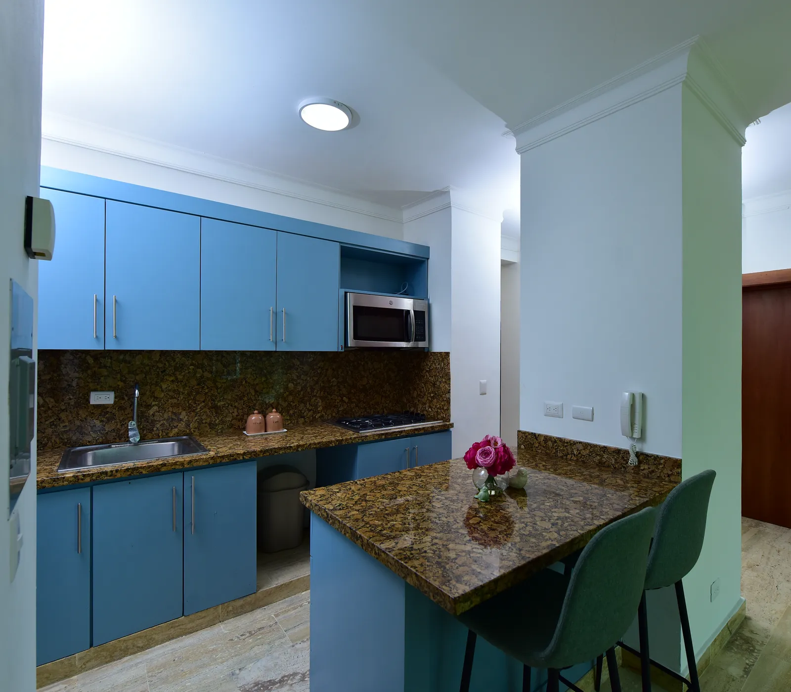 FIRST-FLOOR APARTMENT – 3 BR – GREAT PRICE, photo 9