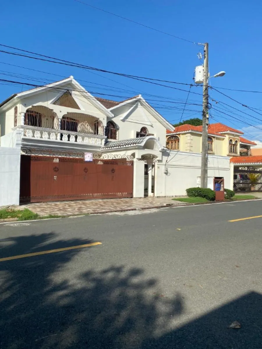 Haus in Bella Vista, Santo Domingo, Foto 4