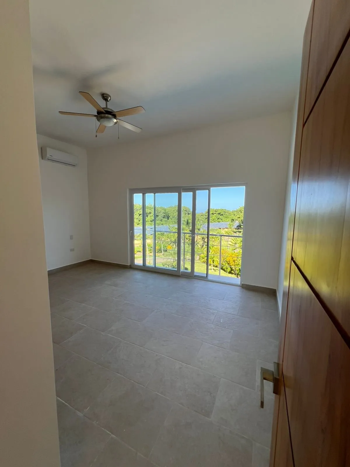 Villa contemporánea en La Mulata – Espacios amplios, vistas y energía solar., foto 10