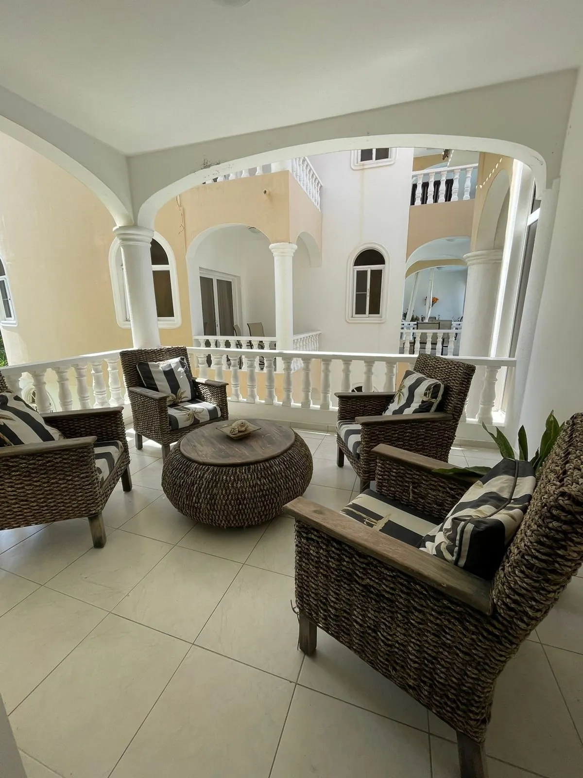 Apartment – 1 Step to the Beach, photo 9