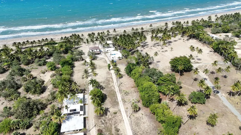 Beachfront Duplex Home – Boca de Veragua, foto principale