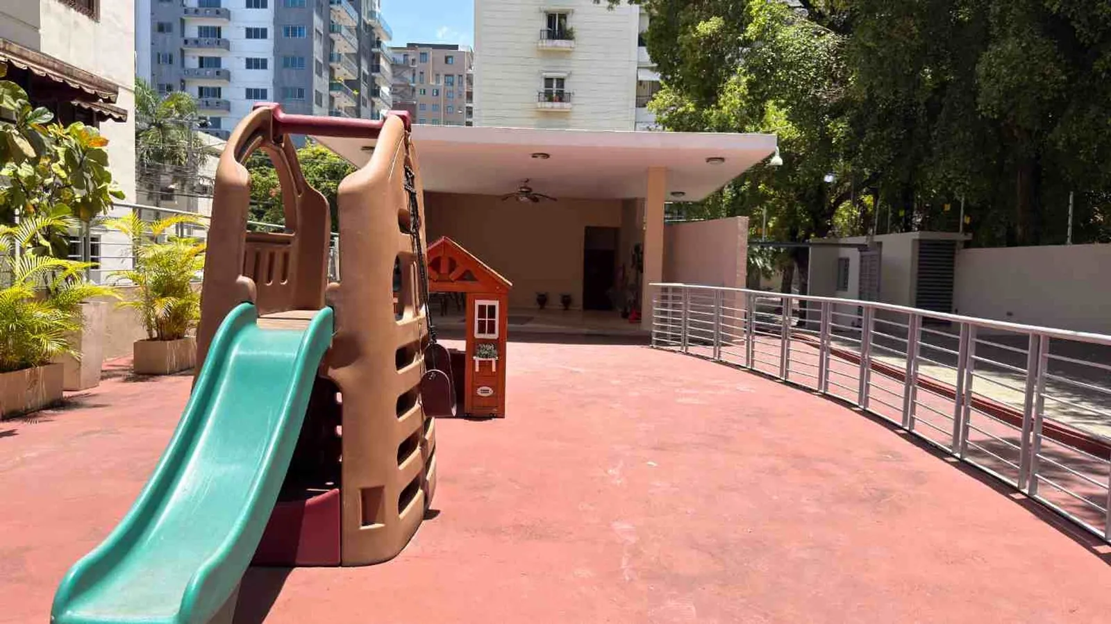 APPARTAMENTO CON TERRAZZO IN VENDITA A PIANTINI, foto 2