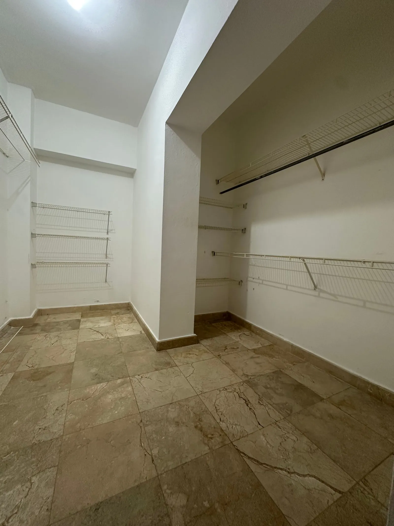 APPARTEMENT EN VENTE 3 CHAMBRES À NACO, photo 11