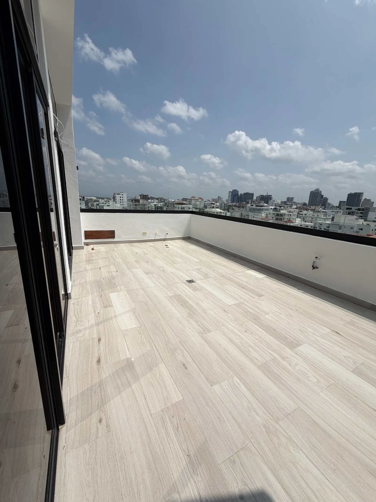 PENTHOUSE, EVARISTO MORALES, Foto 15