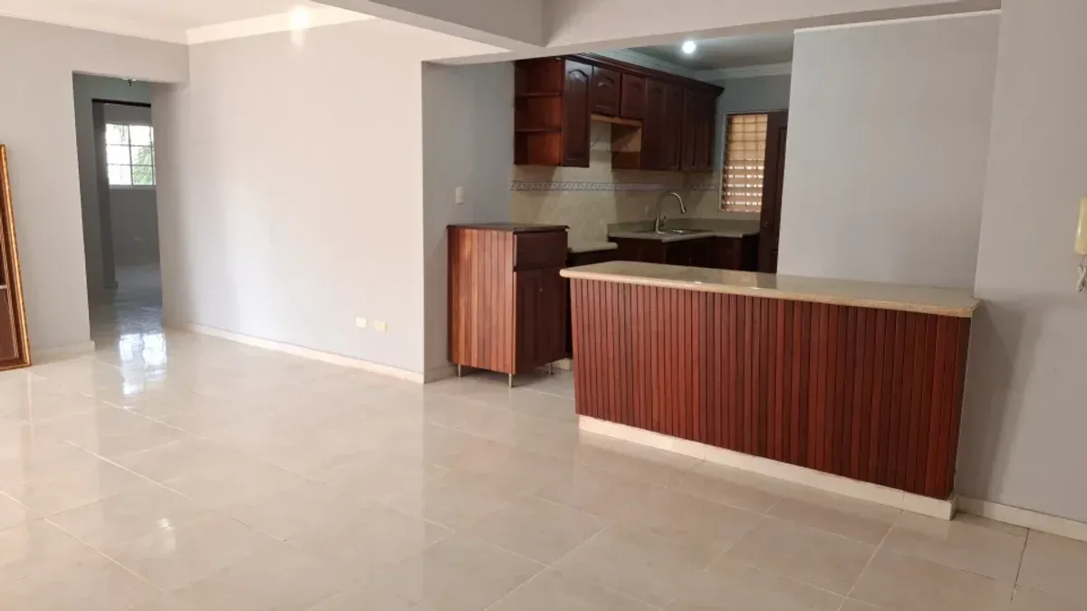 Venta apartamento en El Millon 2do piso con terraza, foto 3