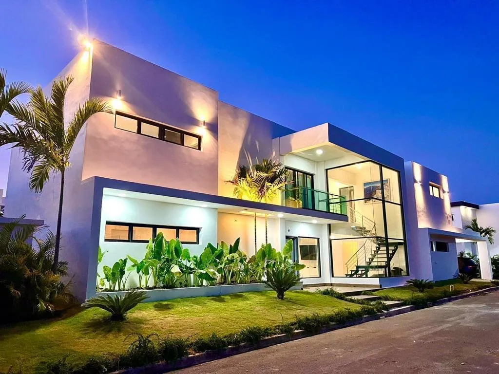 Smart Luxury Villa for Sale in Sosúa Ocean Village – Modern, Spacious & Fully Equipped, photo 4