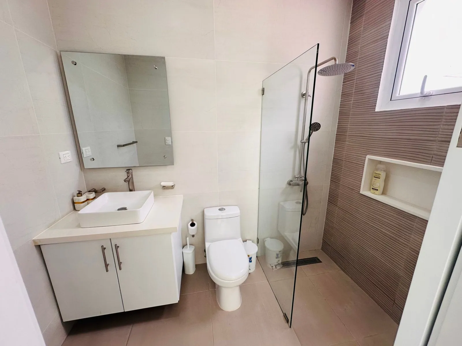 Villa en Venta de 3 Habitaciones con Piscina Privada | Ocean Village, Sosúa, photo 7