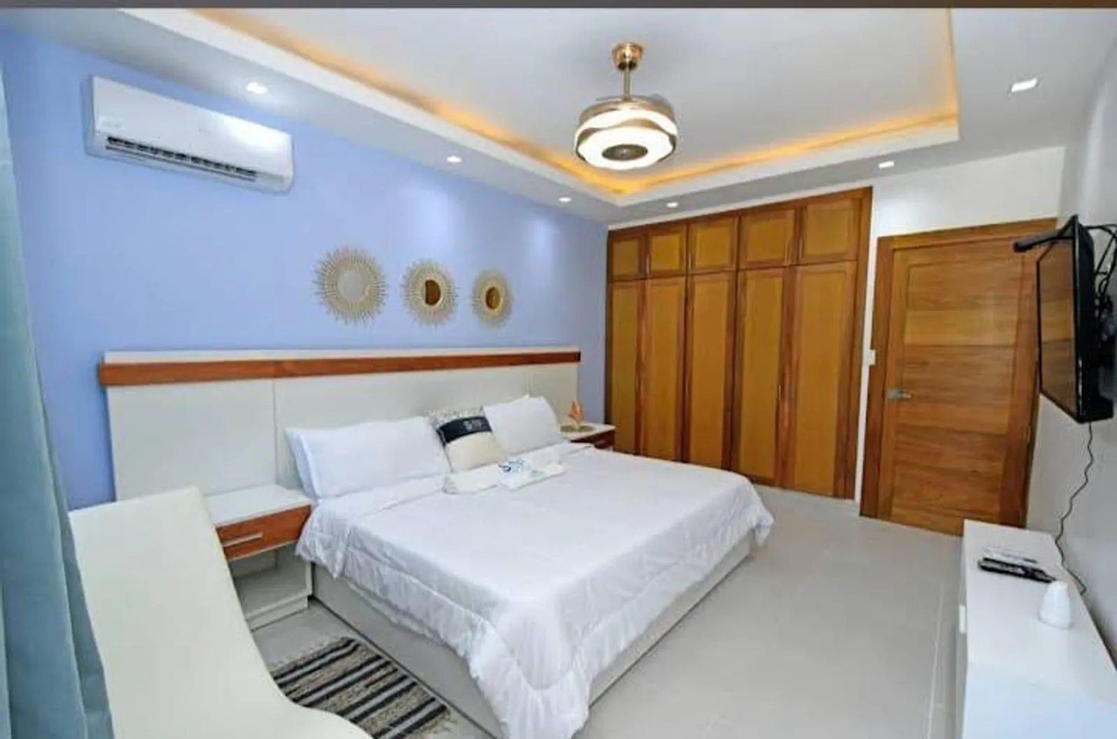 Villa Moderna con Piscina Privada - 4 habitaciones, foto 5