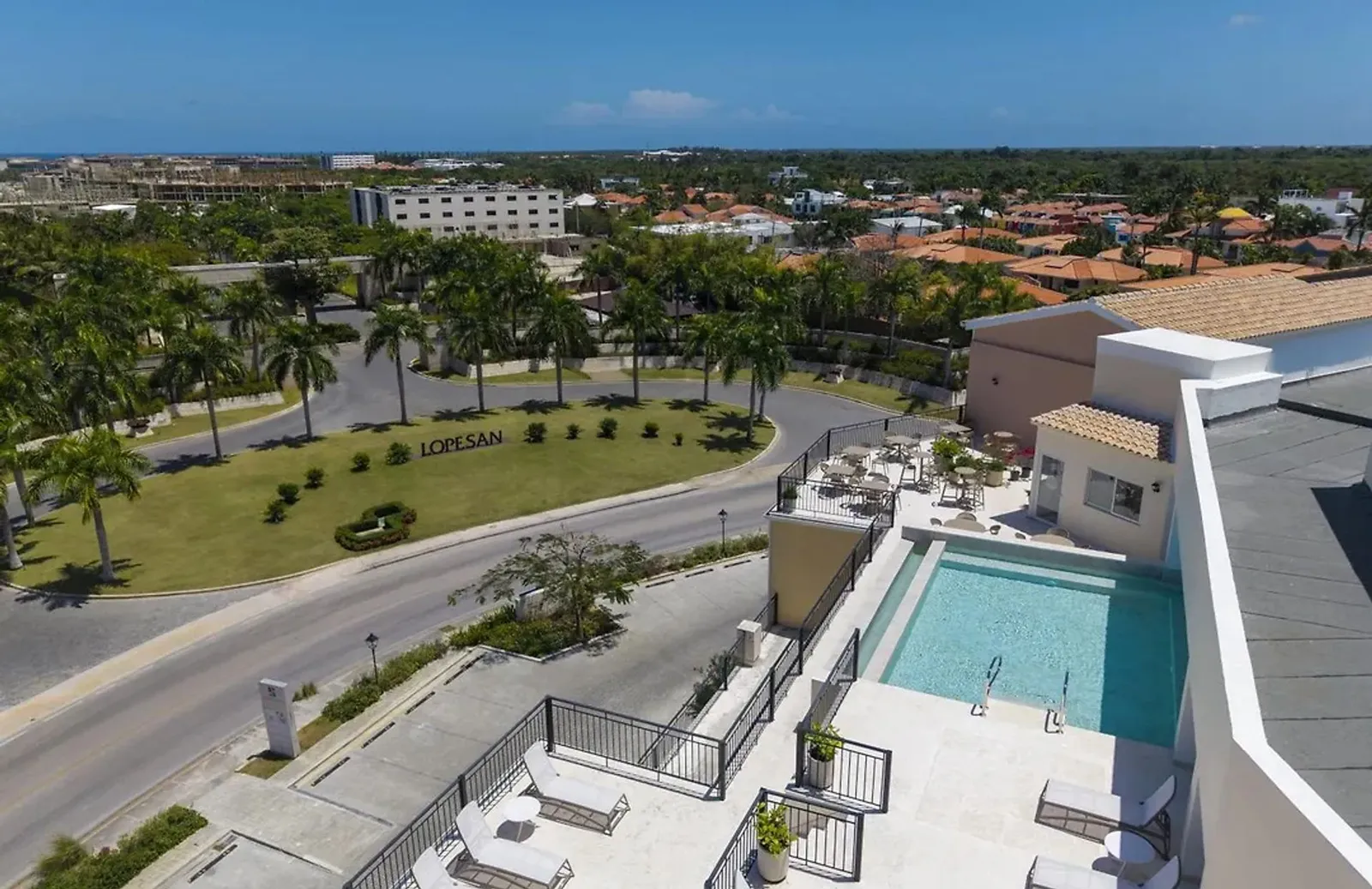 MÖBLIERTES APARTMENT MIT 1 SCHLAFZIMMER IN BÁVARO, Foto 2