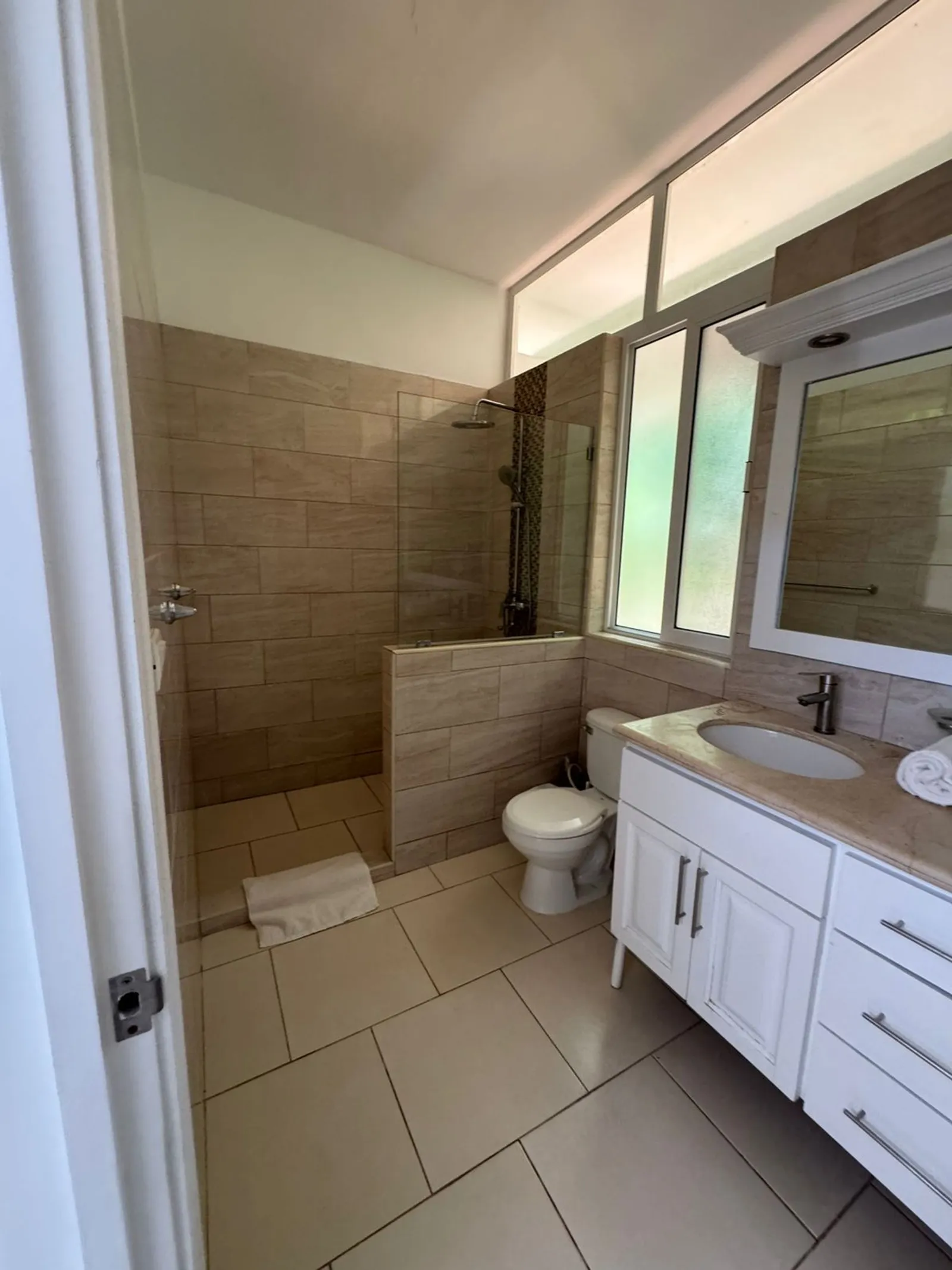 Tu Oasis Privado con Guest House y Piscina!, foto 11