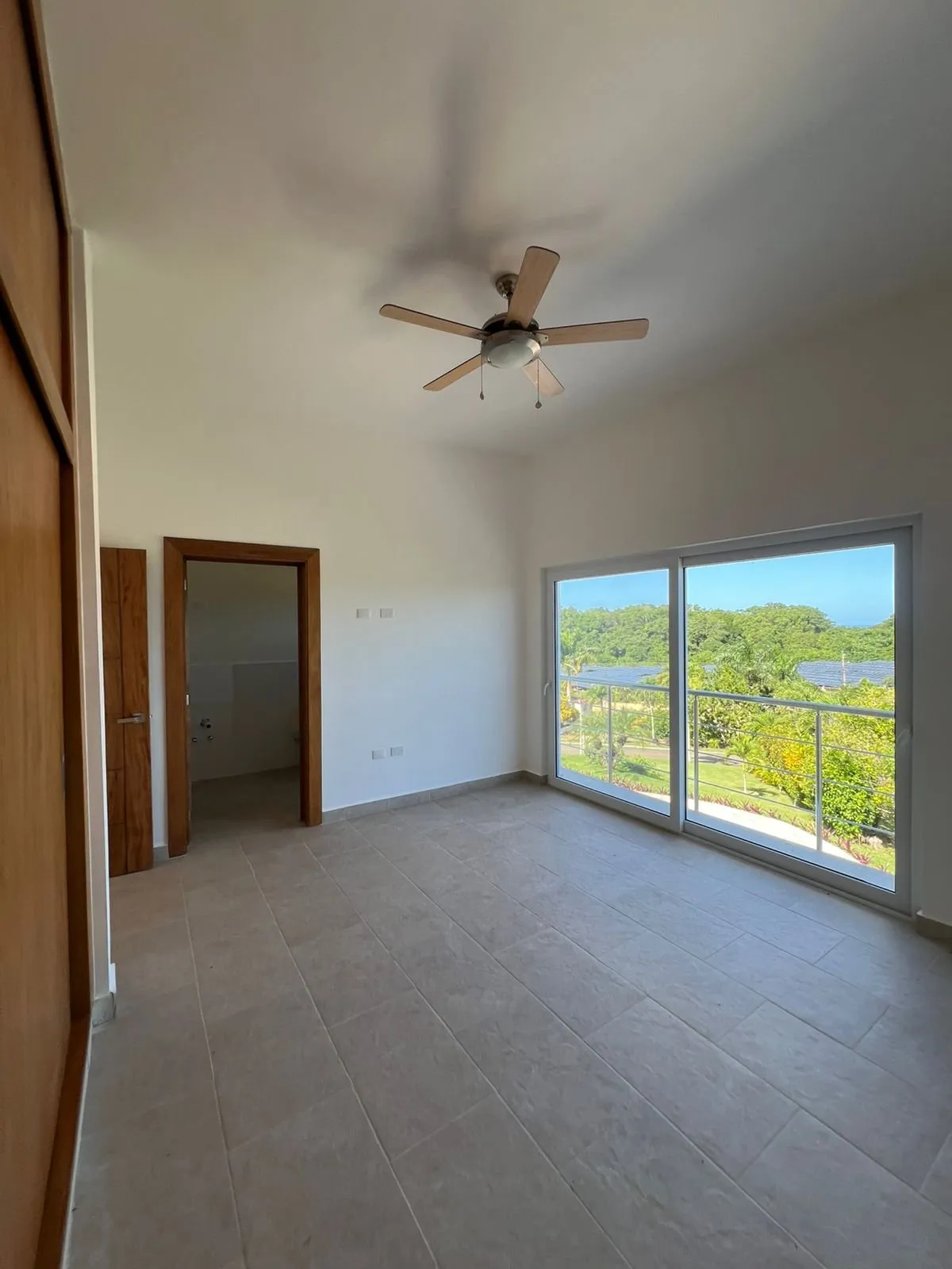 Villa contemporánea en La Mulata – Espacios amplios, vistas y energía solar., foto 8
