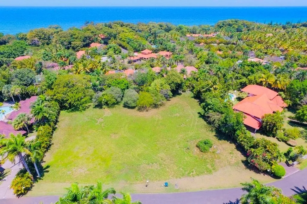 Tu Futuro Hogar de Lujo en la Costa Norte – Terreno Residencial Disponible., foto 4