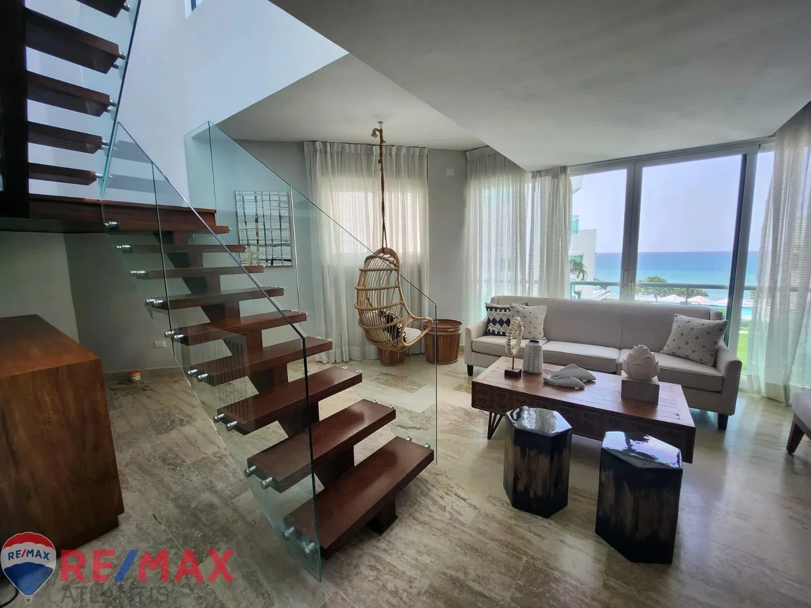 EXCLUSIVE BEACHFRONT PENTHOUSE, foto 4