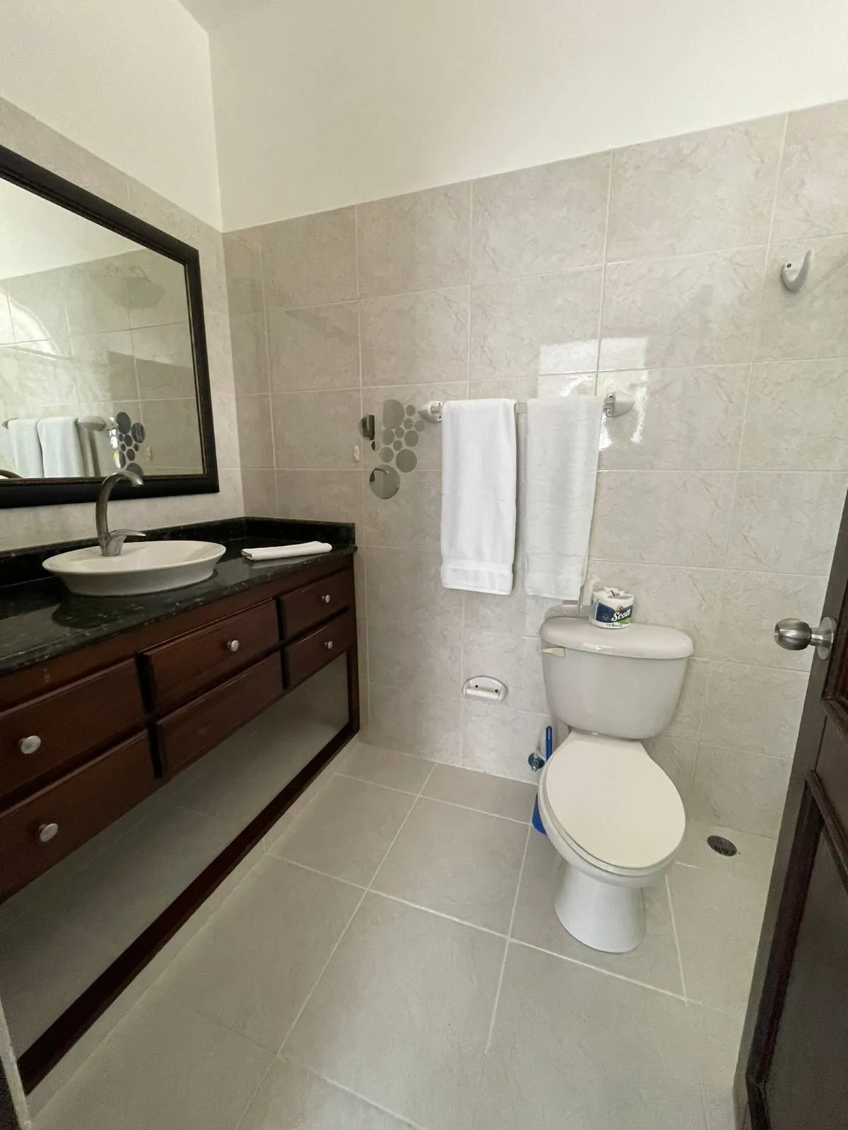 Apartment – 1 Step to the Beach, photo 2