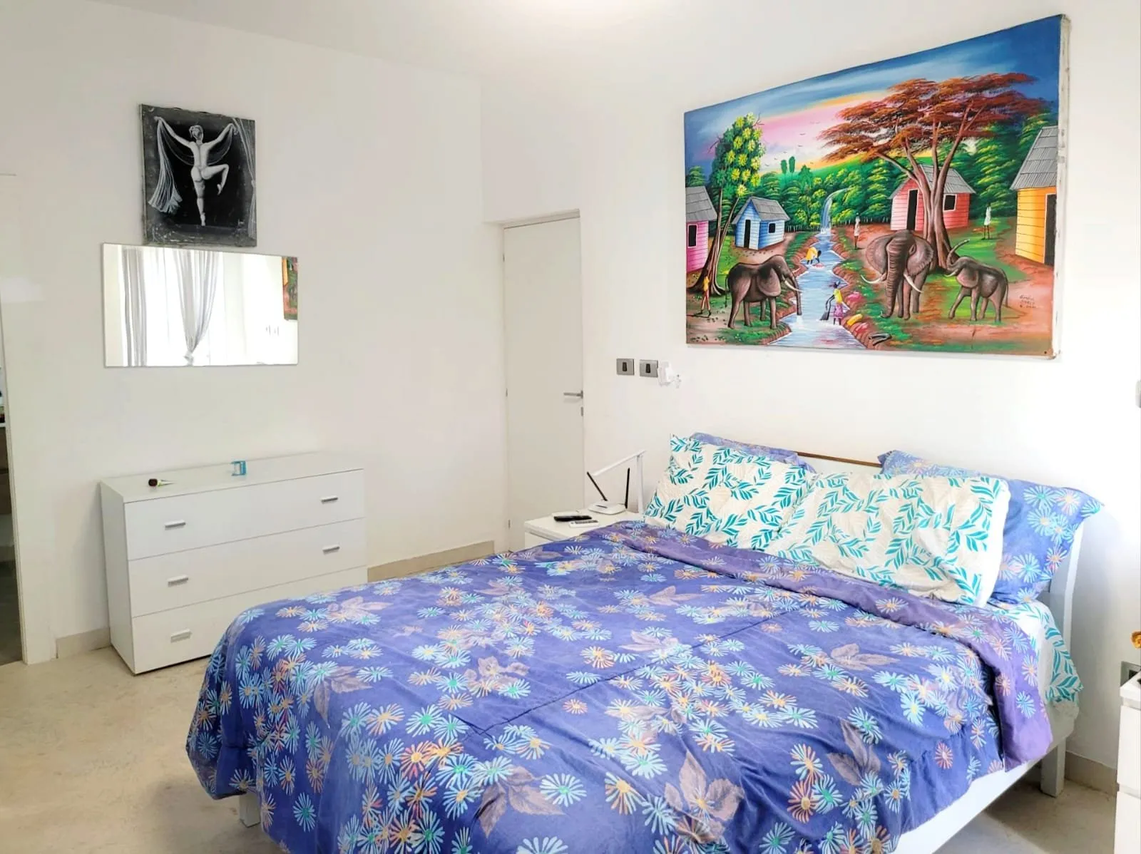 MODERN 2-BR APARTMENT IN PRIVATE GATED COMMUNITY, photo 3