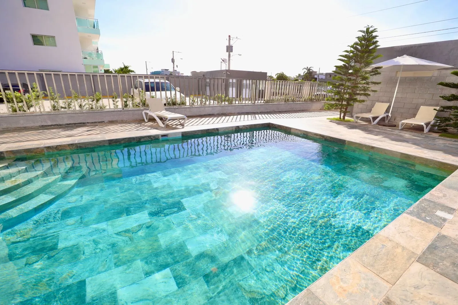 Luxus-Wohnanlage mit Swimmingpool in Boca Chica, Foto 3