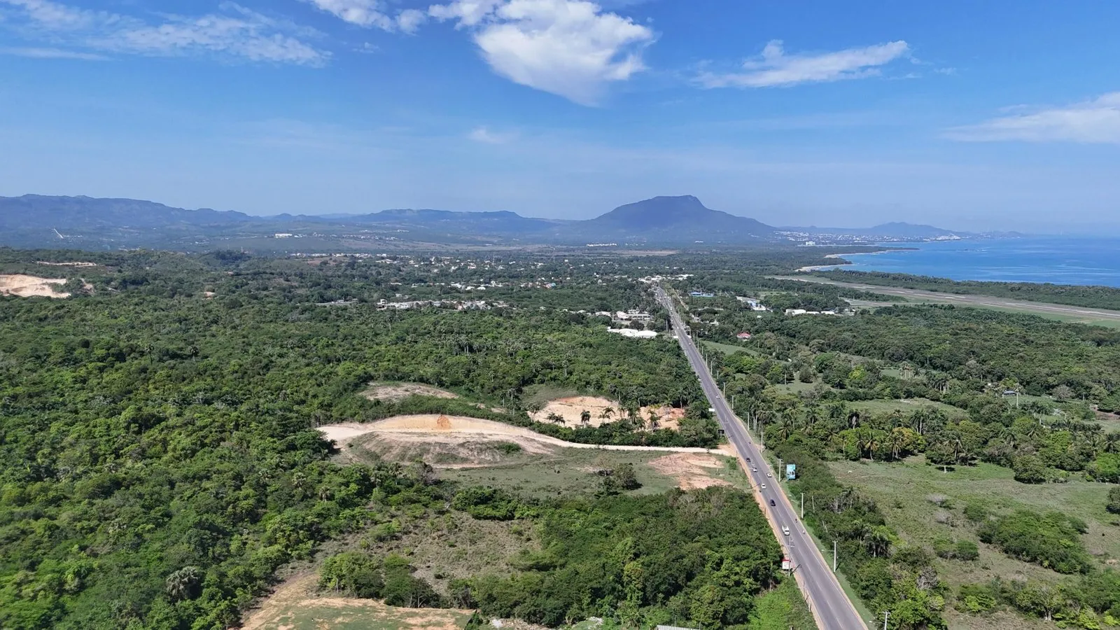Commercial Land in Front of Gregorio Luperón Airport, photo 6