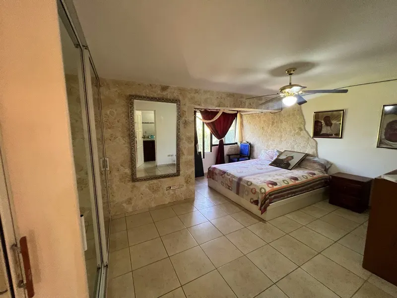 Splendido attico con vista mare, USD$ 170,000