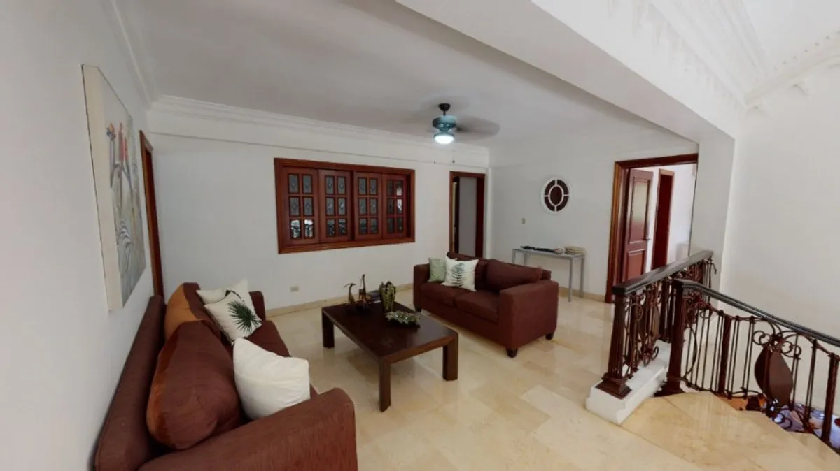 Luxury House in Los Cacicazgos, Santo Domingo, photo 8