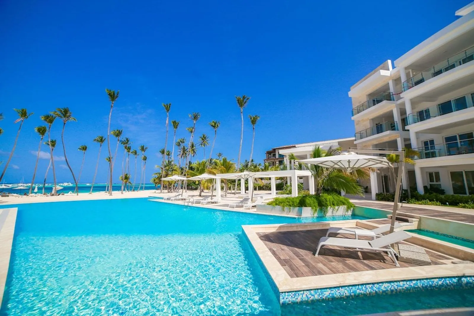 APPARTEMENT AVEC VUE SUR LA MER EN 1ÈRE LIGNE DE PLAGE, photo 4