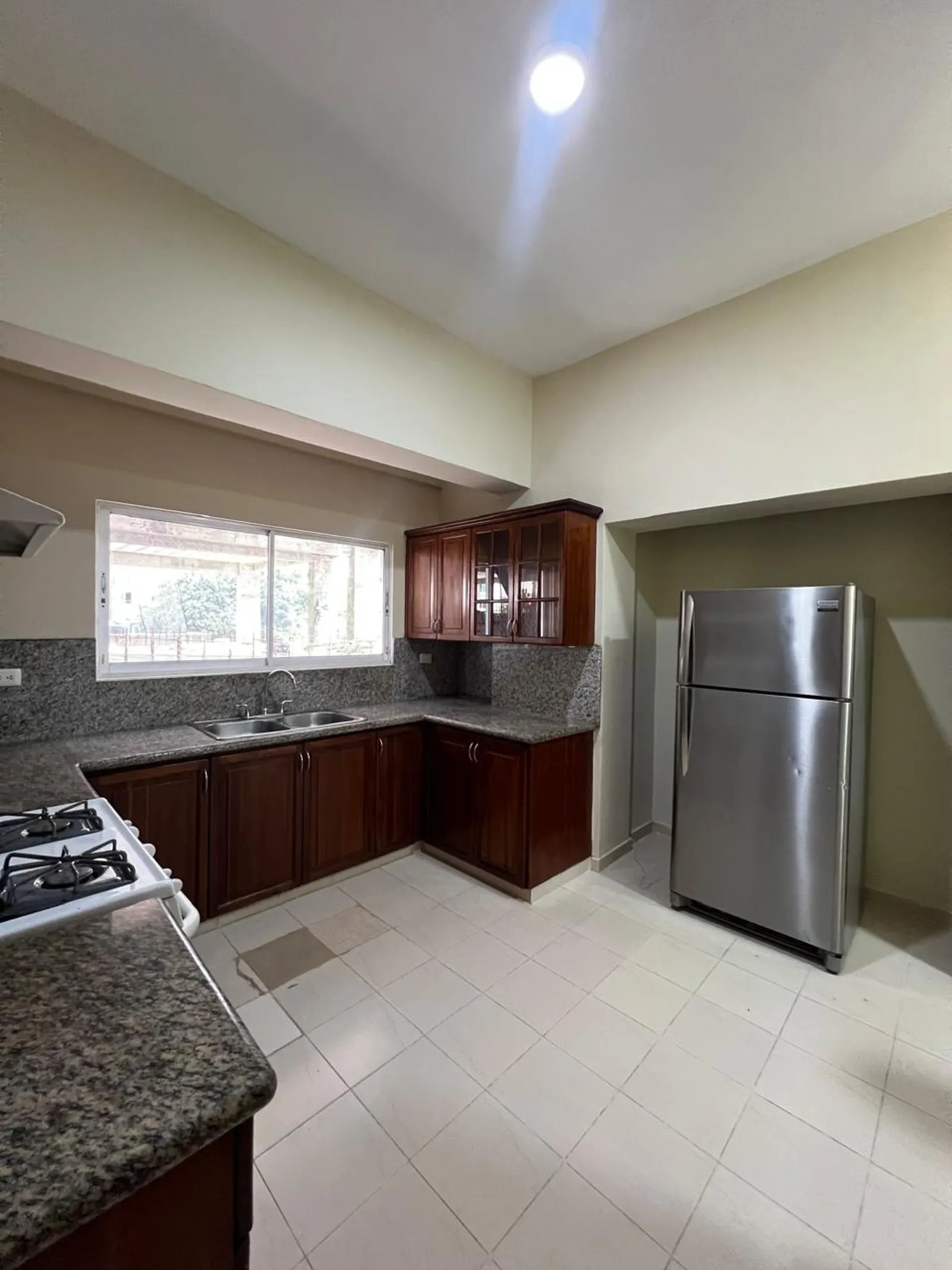 Klassisches Apartment großer Größe, Foto 6