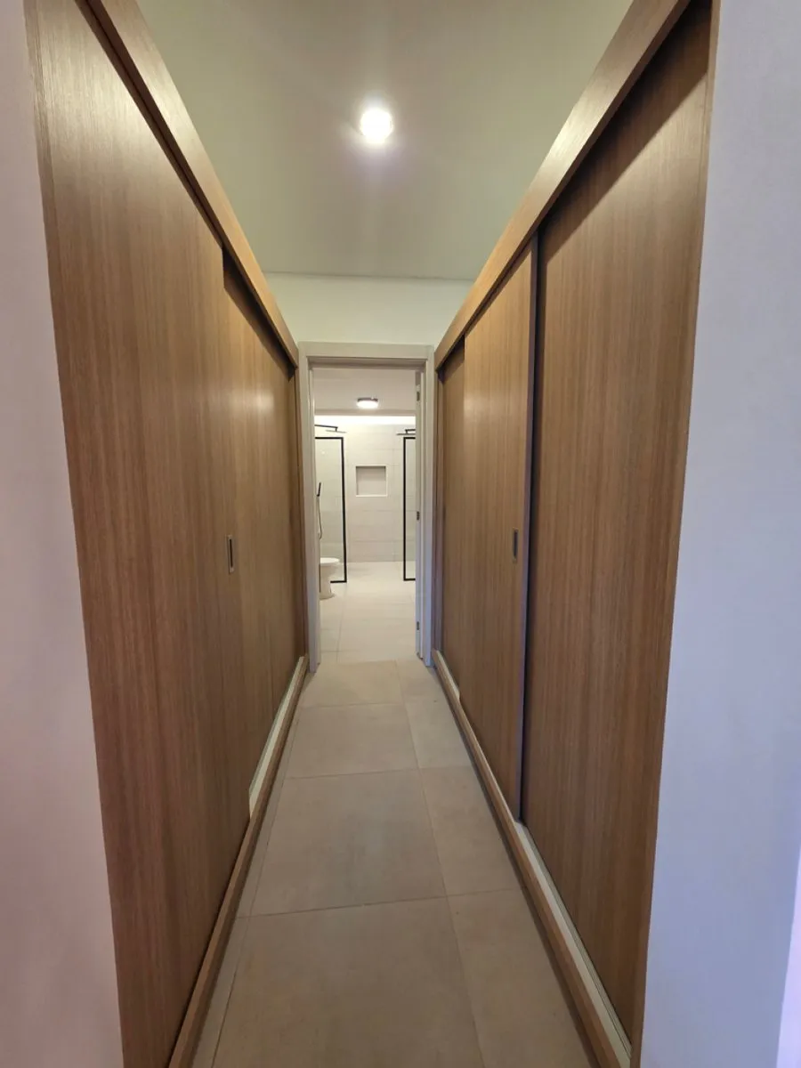 2 Schlafzimmer Townhouse | Pool + Rooftop | Playa Chiquita, Foto 7